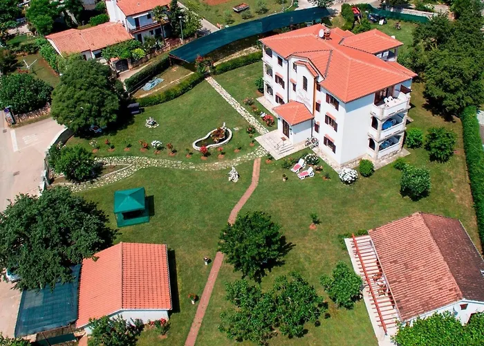 Apartment Linet 5- By Interhome